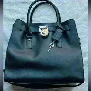 Micheal Kors black shoulder bag